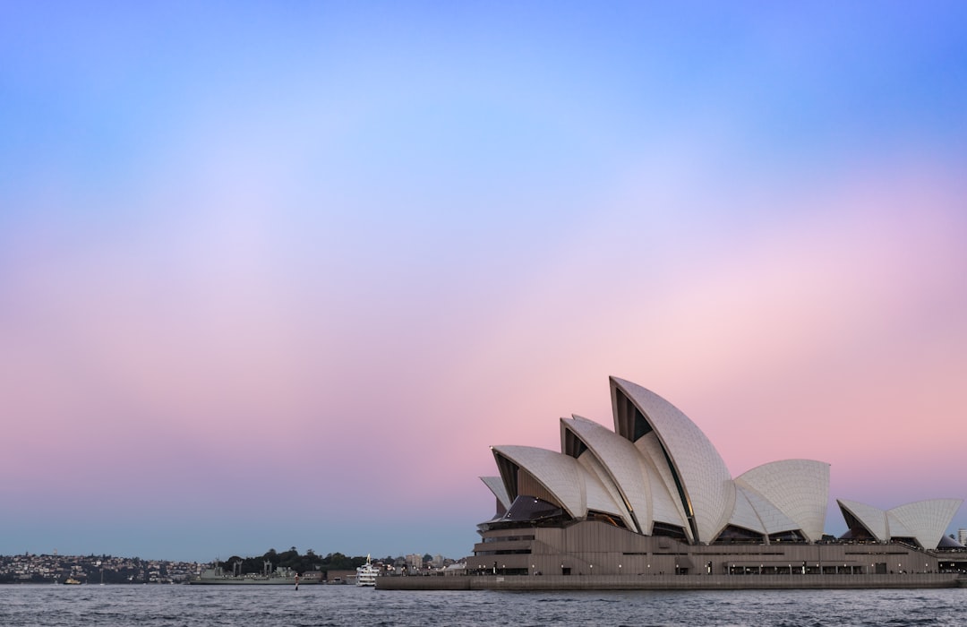 Australia-visa-photo-requirements,-Australia-visa-photo-size,-Australia-visa-photo-guidelines,-Australia-visa-photo-specifications,-Australian-visa-ph-30.jpeg