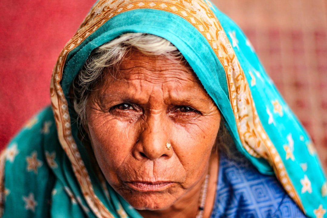 India Visa Photo Size: Square Rules Explained